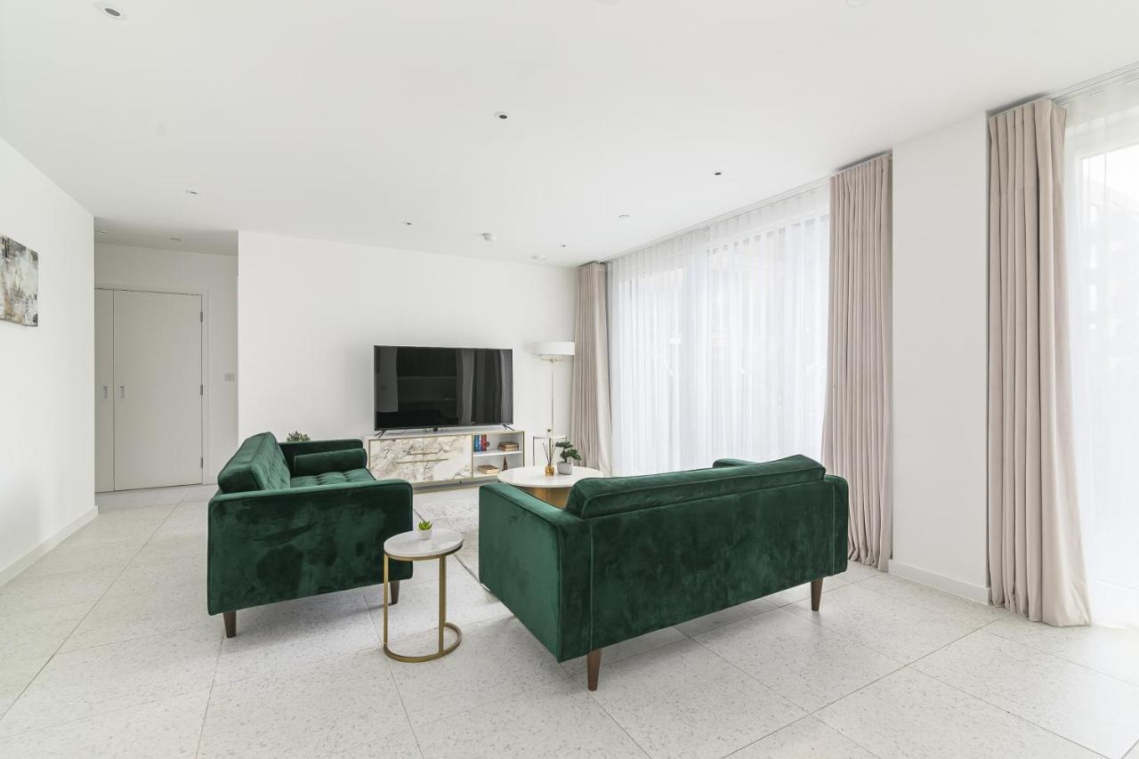 Luxury Spacious Flat With Communal Gardens And Parking London Eksteriør billede